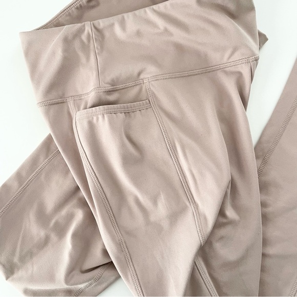 Gymshark Dreamy Leggings Light Pink - Small - Picture 7 of 9